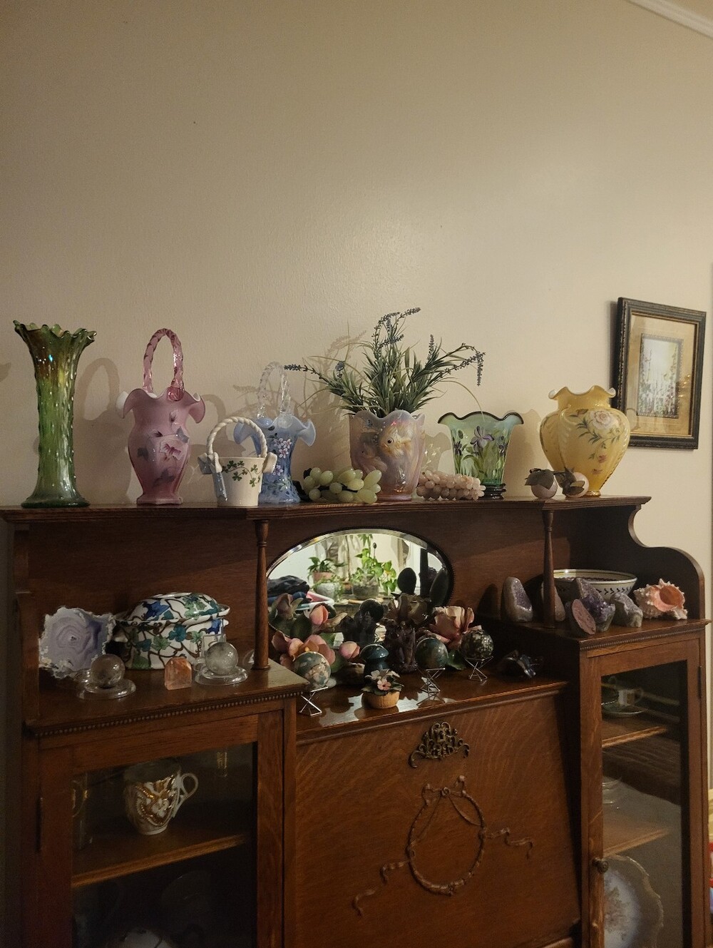 Collectables & Home Decor LIVE SHOW - Picture 2 of 2